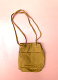 B2B Bucket Bag